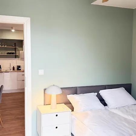 Raspberry Apartment With Balcony #Self Check-In Warsaw Exterior photo